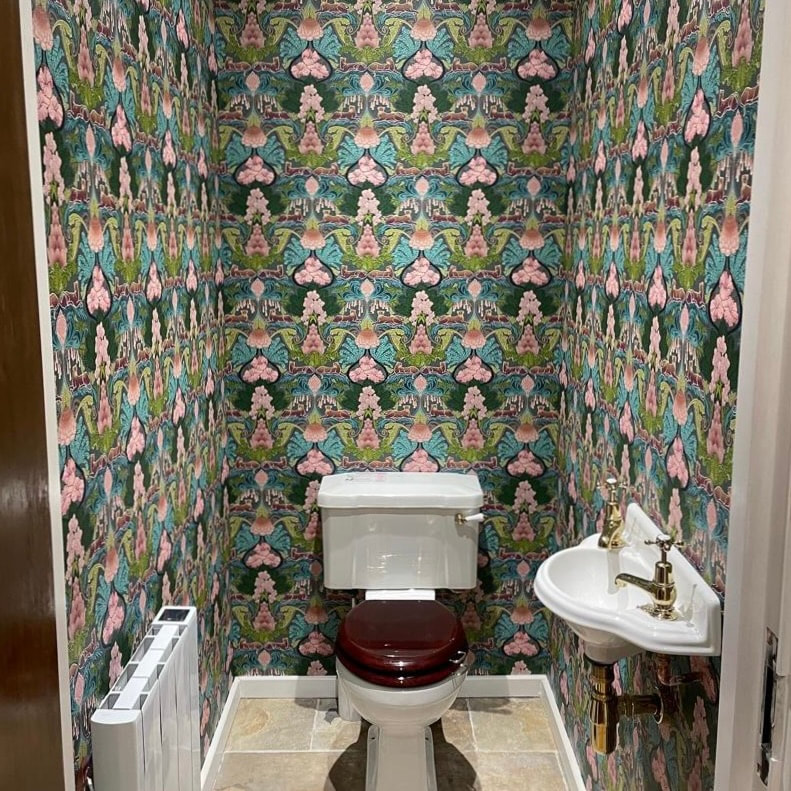 Cloakroom papered by Walkers Decorating